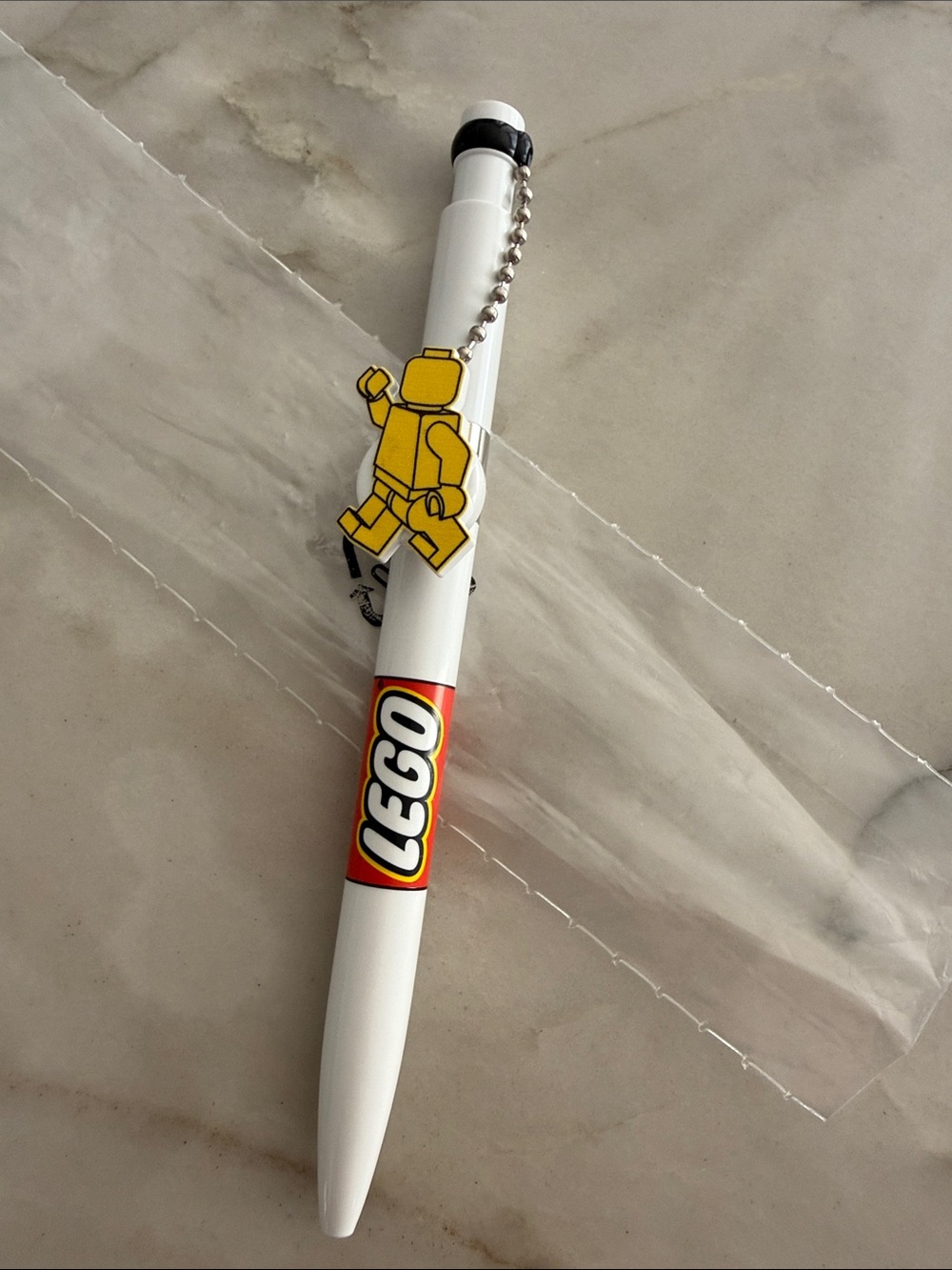 Lego White Pen with Yellow Magnetic Minifigure Charm - authentic branding - New